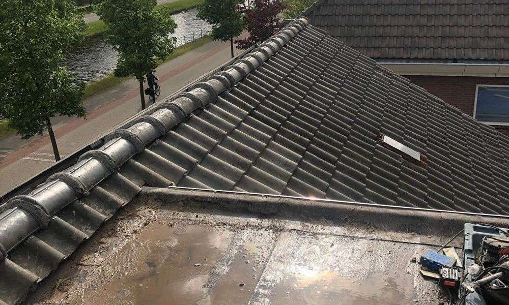 Lekkage op plat dak in Drachten